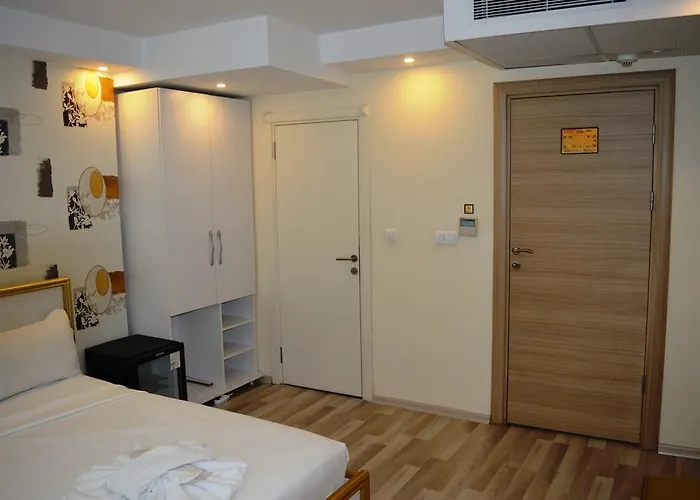 Hotel Avcilar Zeugma Park 3*